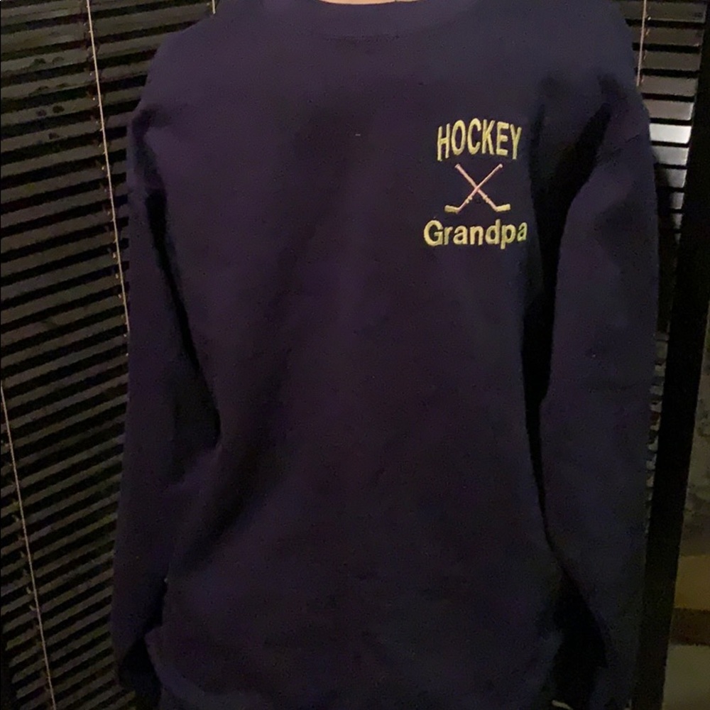 Hockey grandpa sweatshirt size medium